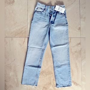 Zara high rise ankle length straight Jean